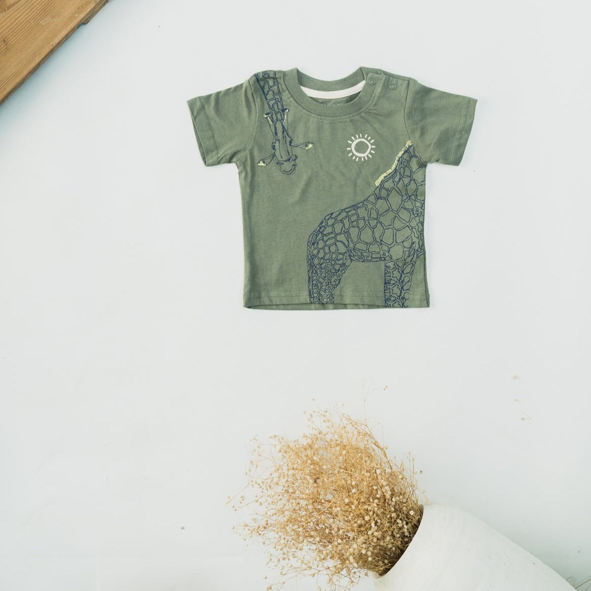 Baby Giraffe Print Short Sleeve T-Shirt