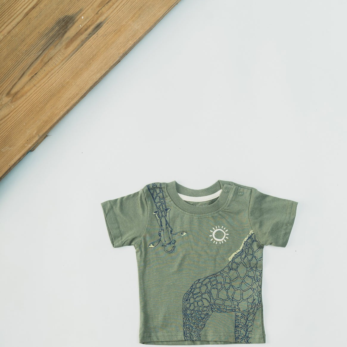 Baby Giraffe Print Short Sleeve T-Shirt